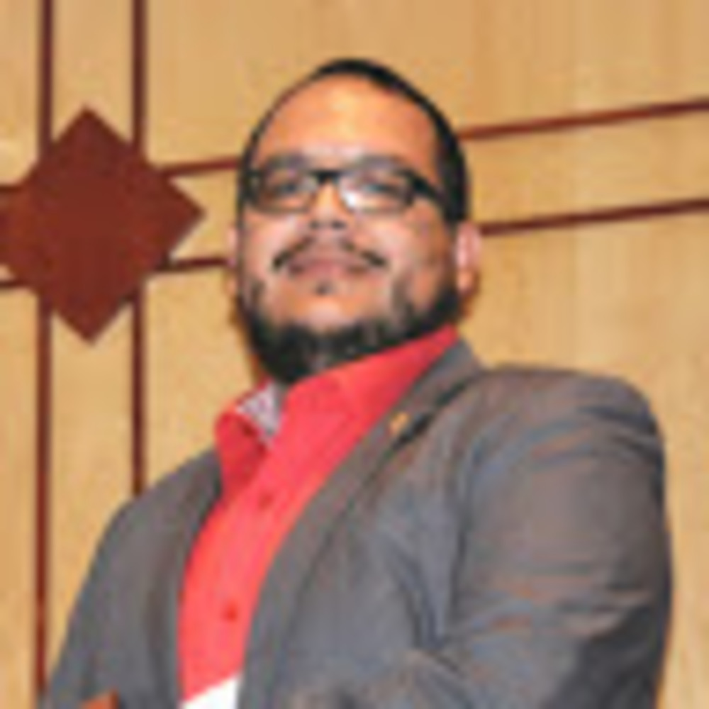 Meet your Posher, Desmon